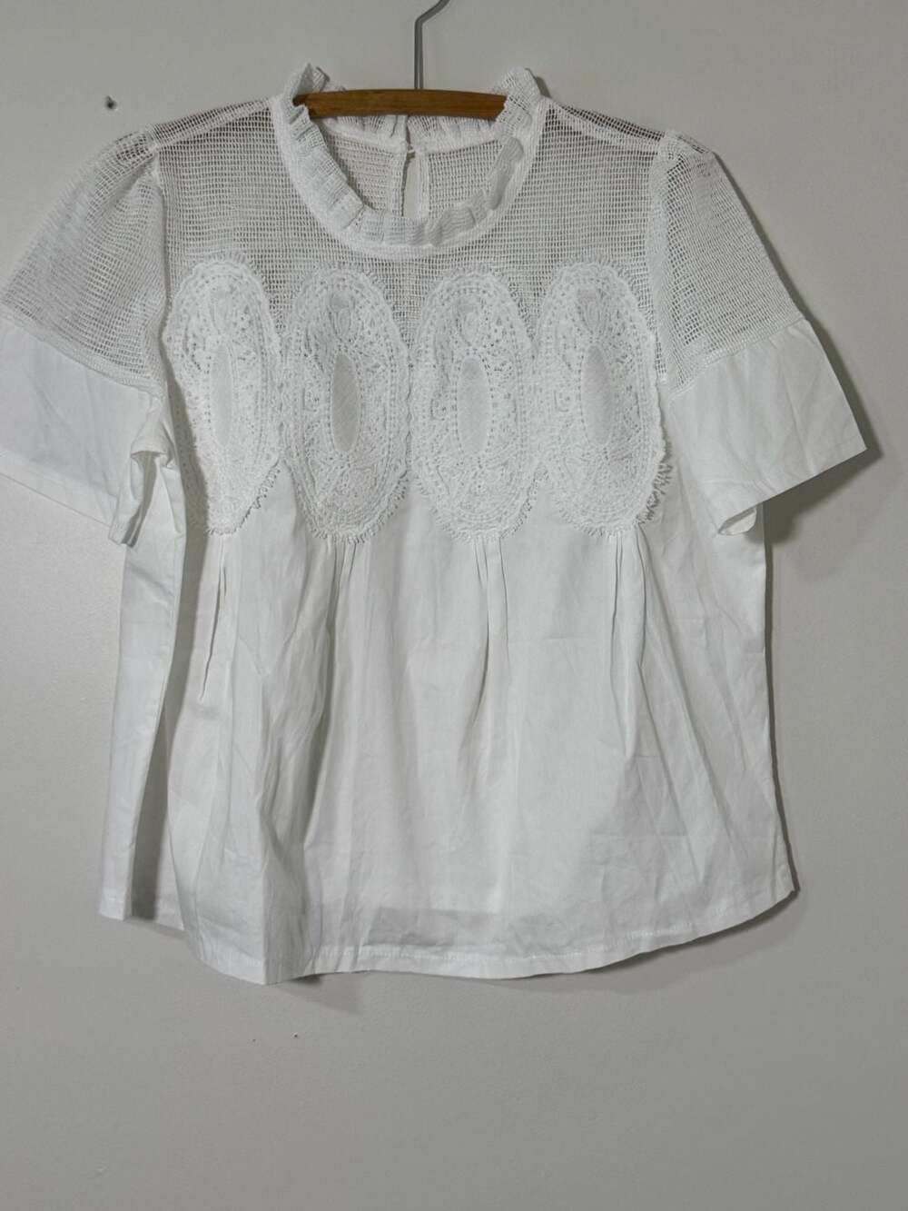 Boutique Short-sleeve Lace Poplin Blouse - White